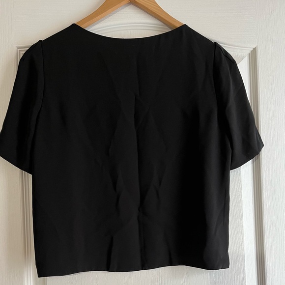 Black Babaton Crop Top - Picture 2 of 3